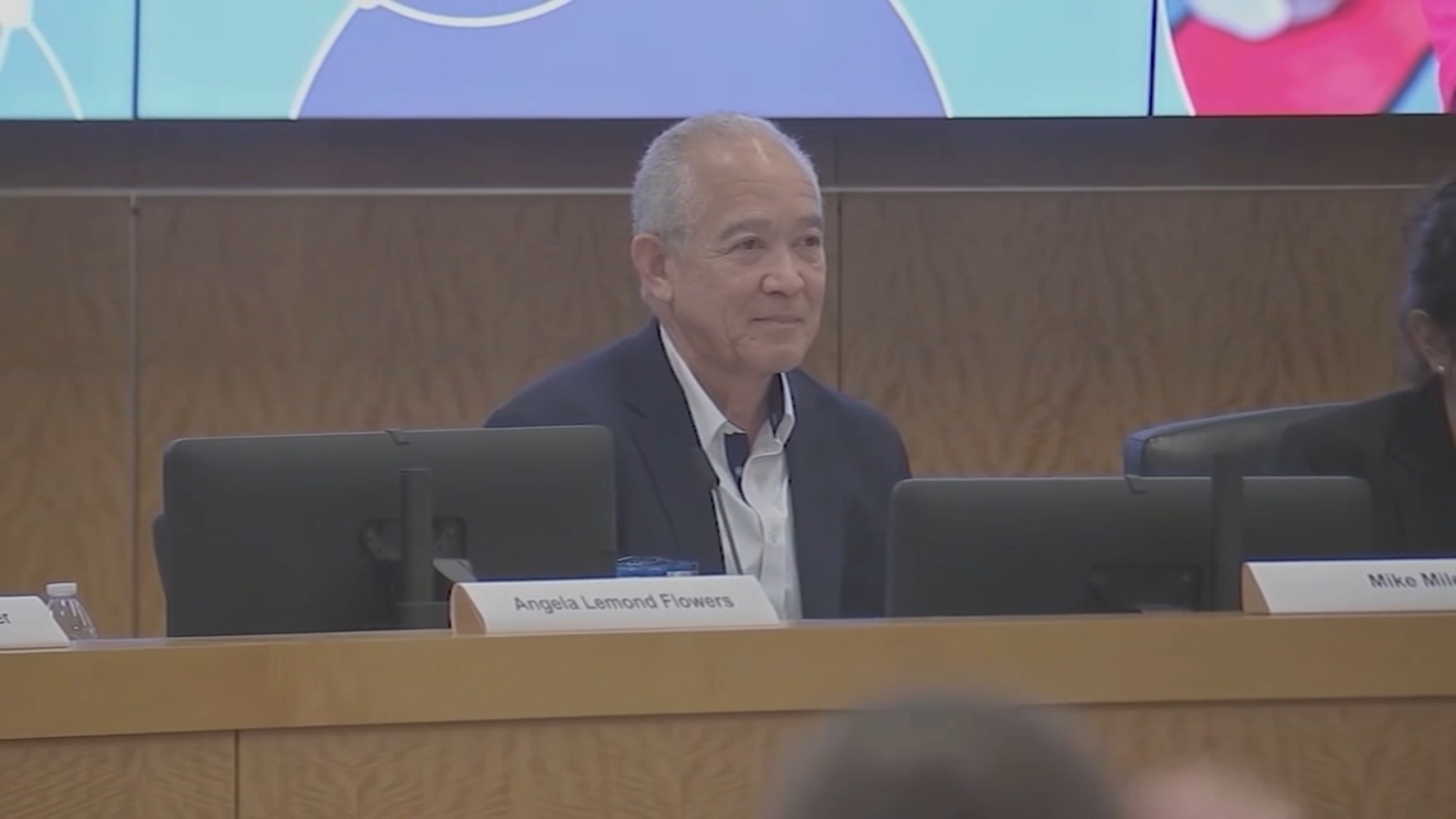 Houston ISD Superintendent Mike Miles says he regrets closing schools during freeze - Vimarsana News