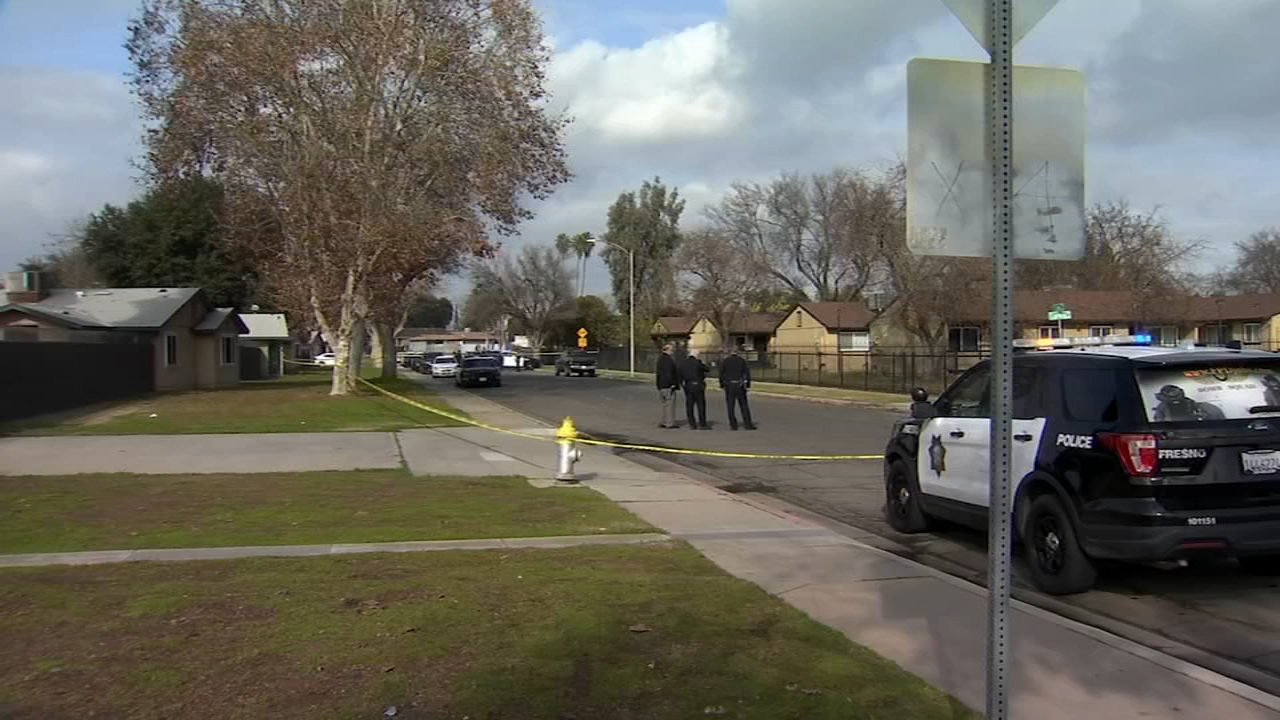 Man dead following shooting in southwest Fresno