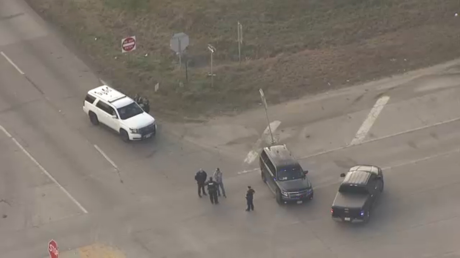 Traffic alert: Eastbound feeder road of Crosby Freeway shut down after motorcyclist dies in crash after stalled chase - Vimarsana News