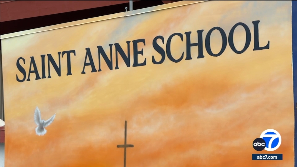 New mural unveiled at Saint Anne School in Santa Monica
