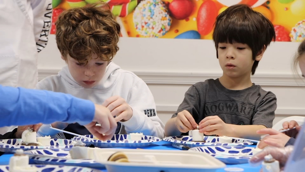 Candy crafting comes to life at 'The Candy Lab' 