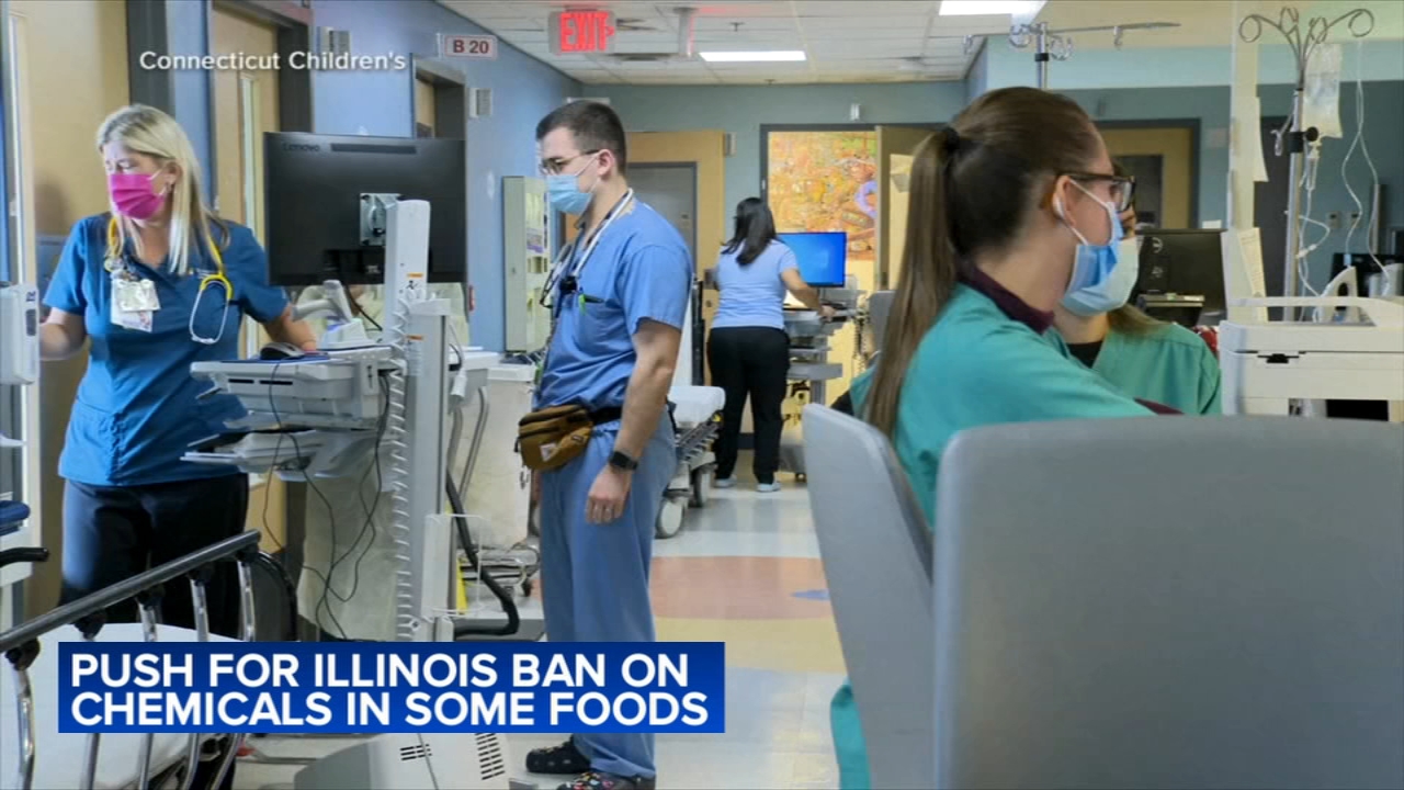 Illinois lawmakers propose ban on 5 food additives