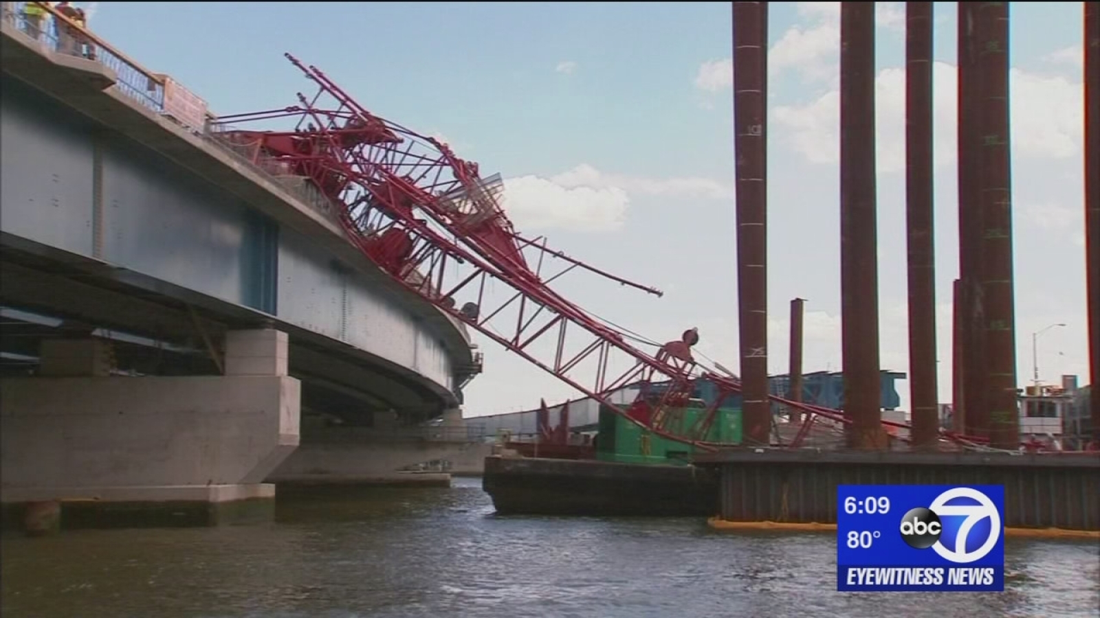 The Investigators Hightech crane at center of Tappan Zee collapse