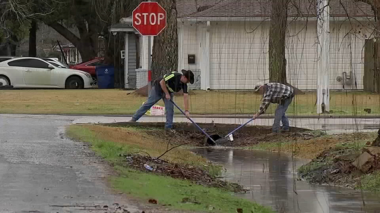 West Columbia flooding: Several homes in Brazoria County were filled with water due to Wednesday's heavy rainfall - Vimarsana News