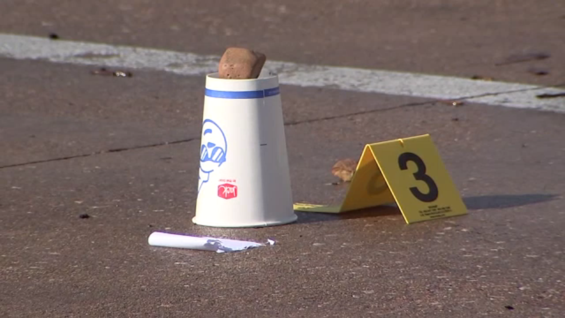 Man shot to death outside Jack in the Box in SW Houston, HPD says