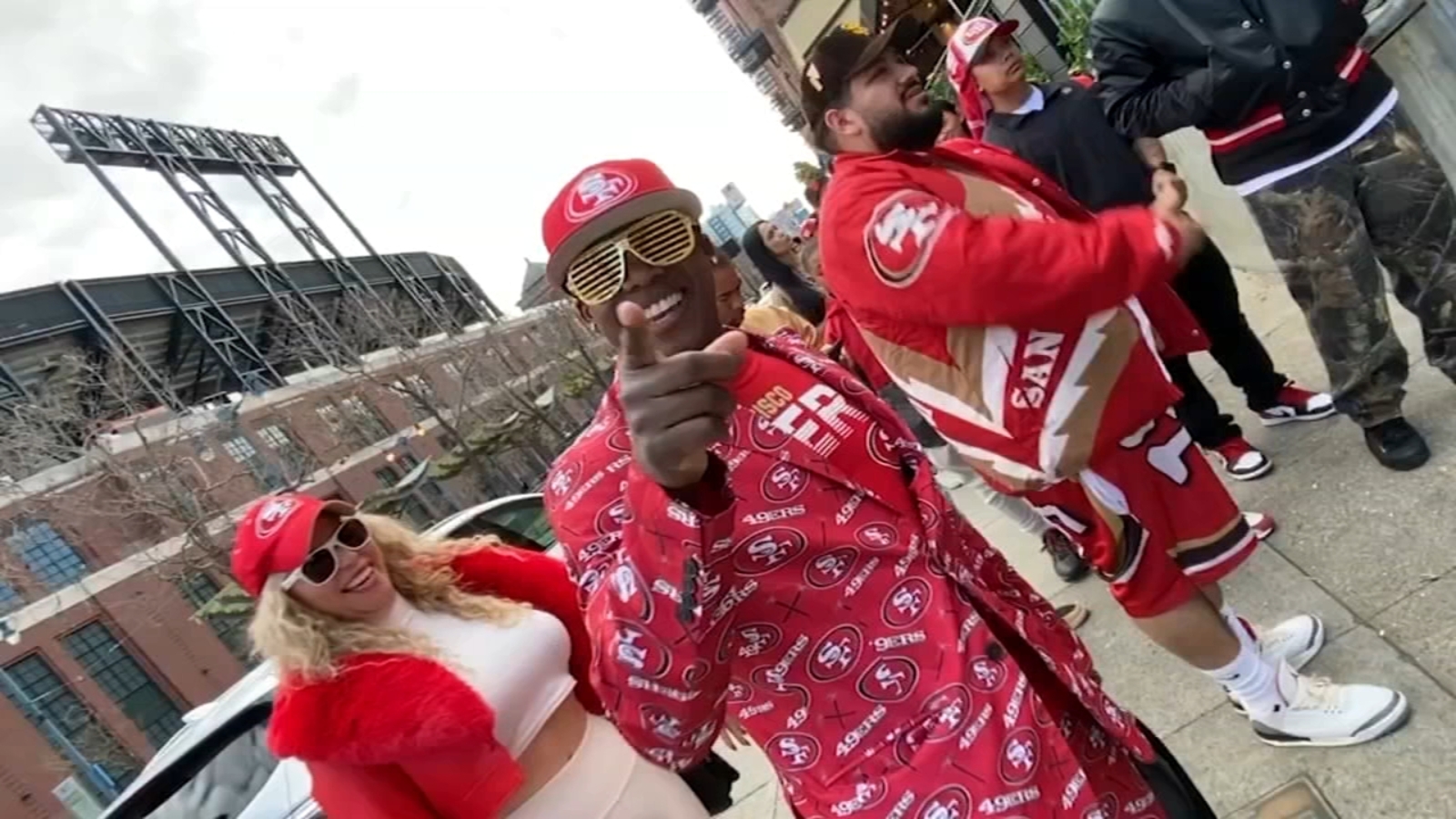 NFC Championship: Fans crowd official watch parties to cheer on 49ers - Vimarsana News