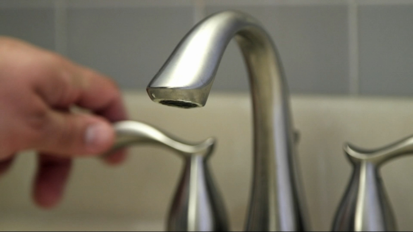 Lead in water: Elgin water testing finds high level of lead in older homes, other buildings - Vimarsana News