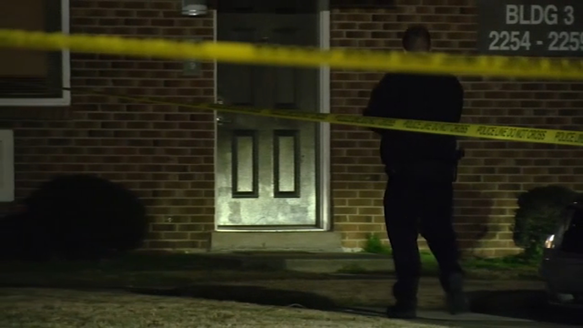 Murder suspect turns himself in 7 days after shooting following argument over misplaced cellphone