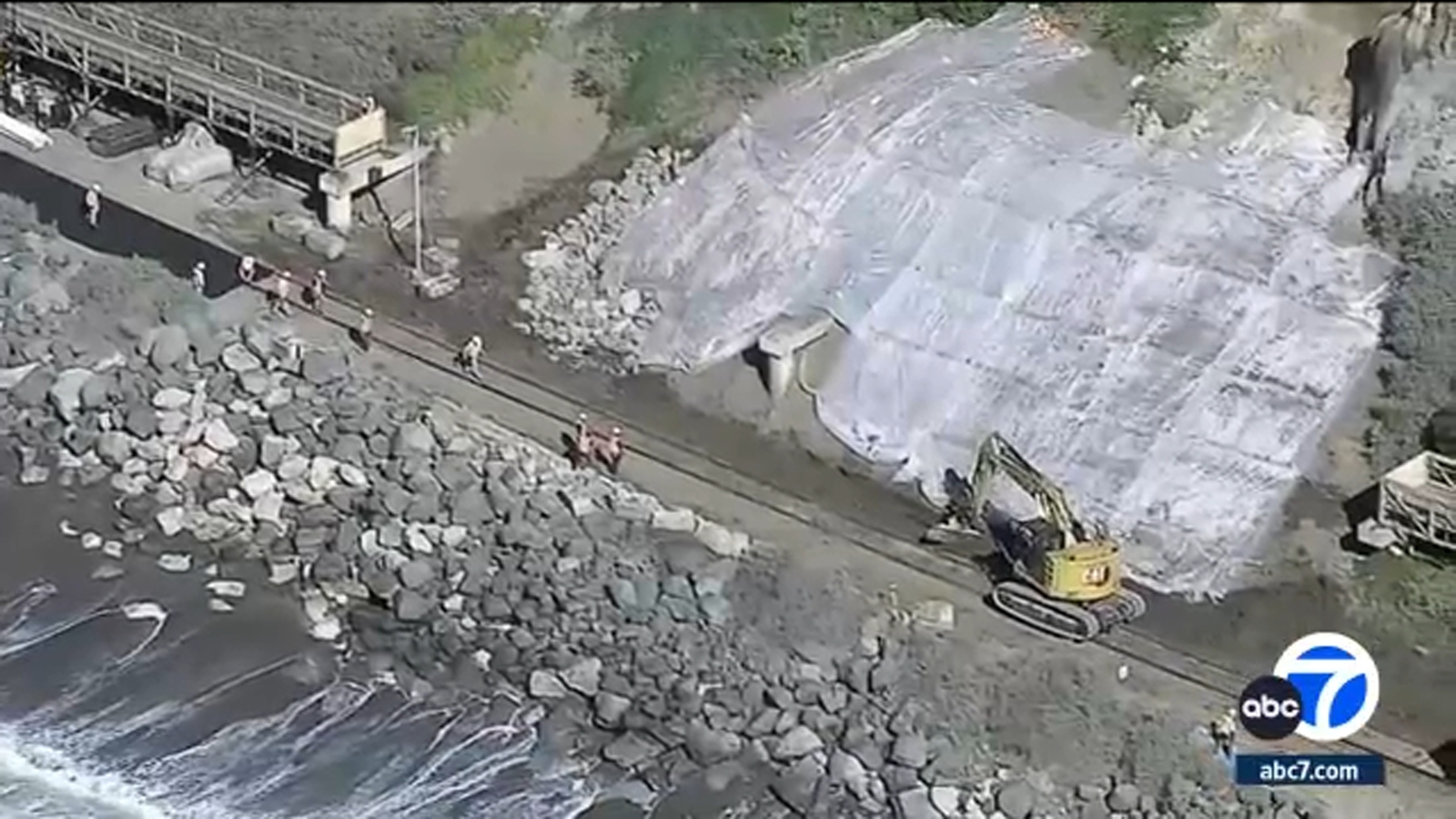 San Clemente slope continues to slip days after landslide, as repair crews eye new storm on the way - Vimarsana News