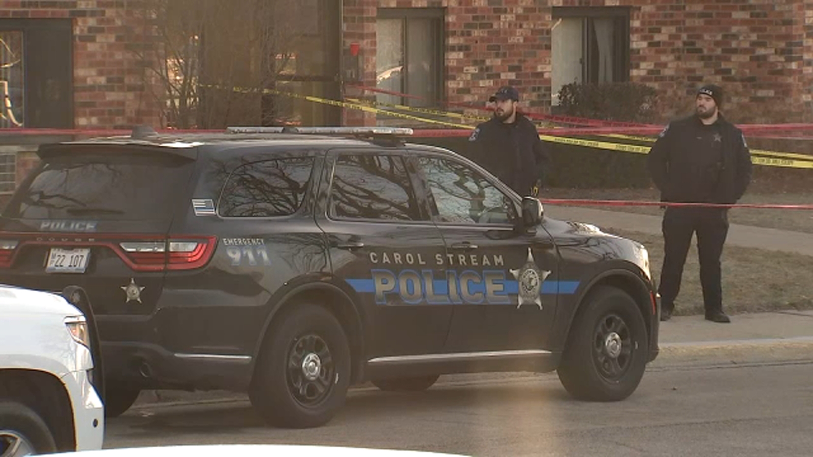 Police investigation underway at Carol Stream Villagebrook Apartments complex on East St. Charles Road - Vimarsana News