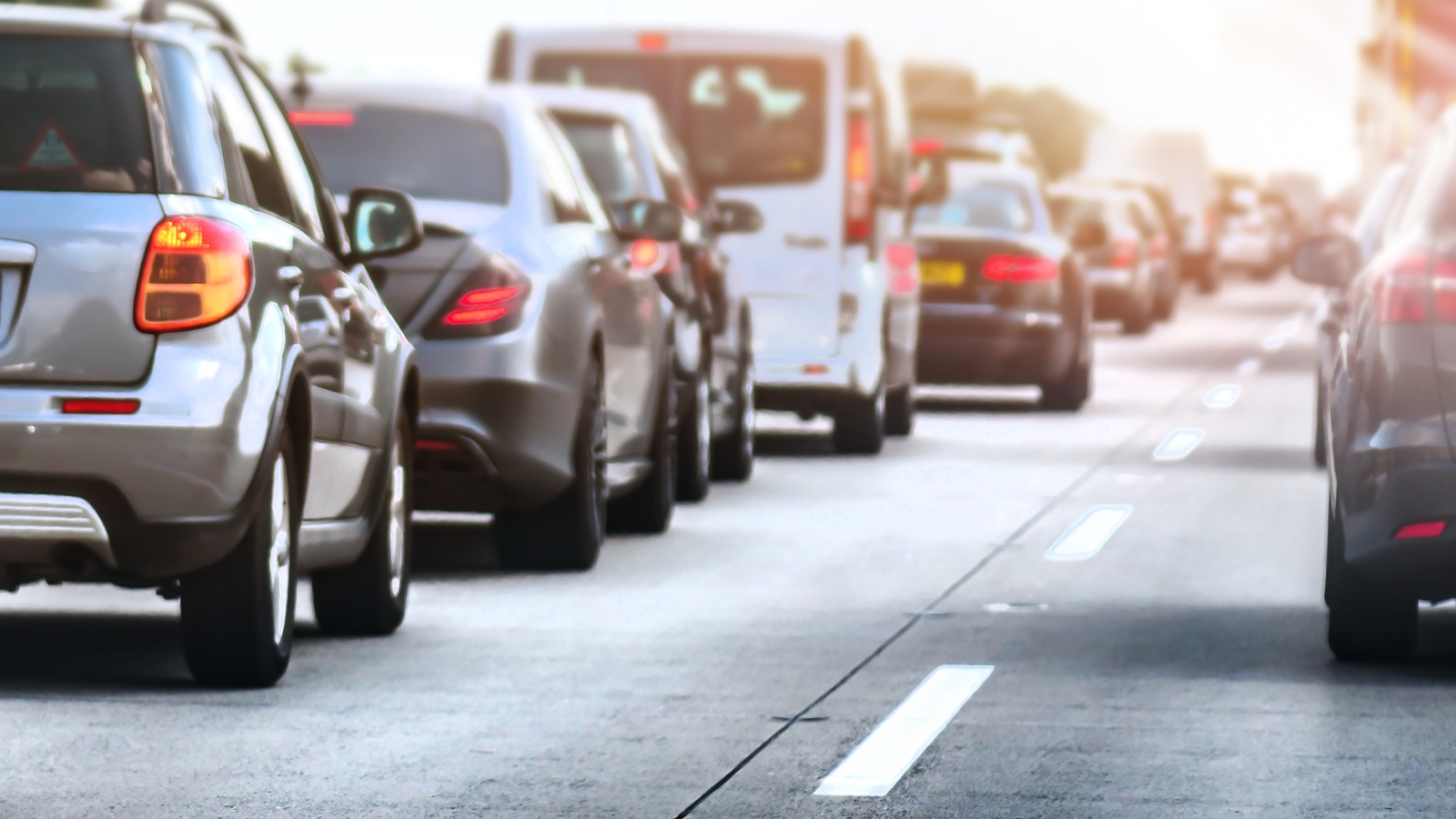 Large crowds block traffic on US-59 at Kirby Drive for Salvadoran general election at the Crowne Plaza Hotel - Vimarsana News