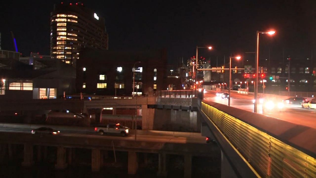 Police investigate after shooting takes place on I-76 in Philadelphia
