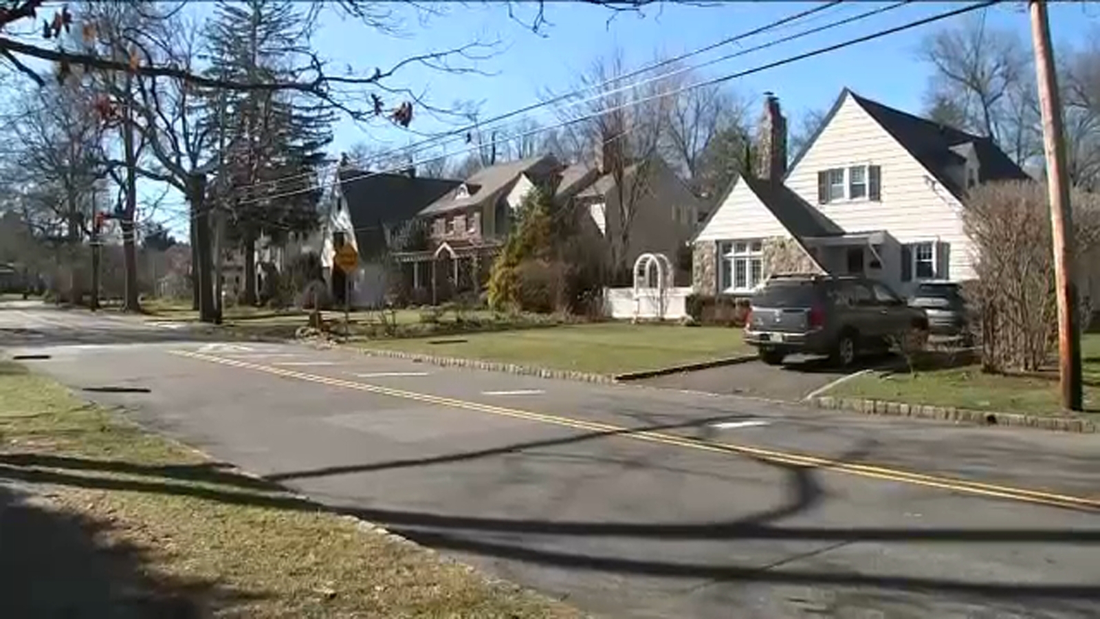 Homeowners in Summit, New Jersey left shaken after series of home burglaries, car thefts - Vimarsana News