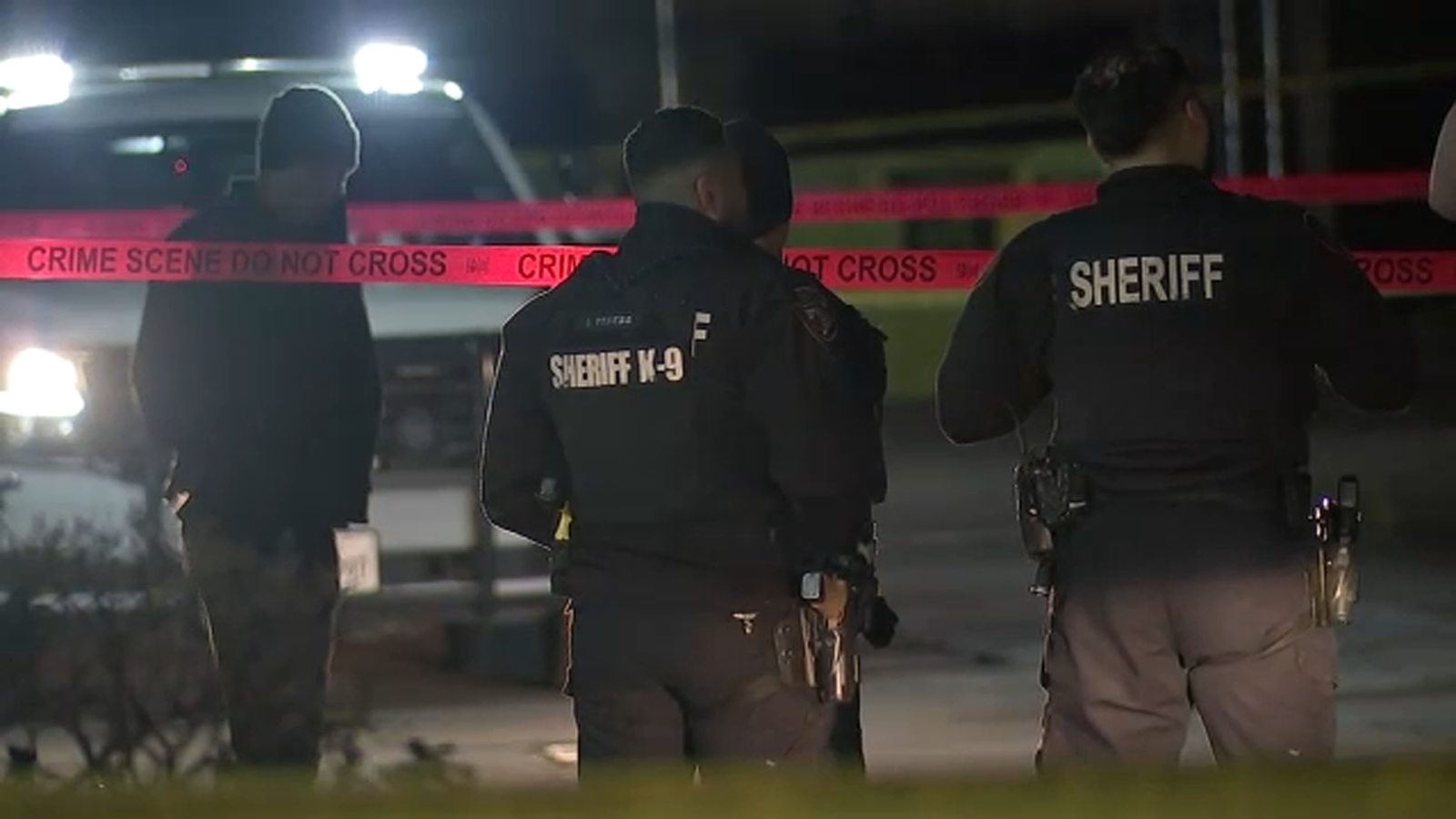 Man sleeping in truck shot and killed intruder who allegedly tried to rob him at apartment complex in north Harris County: Sheriff - Vimarsana News