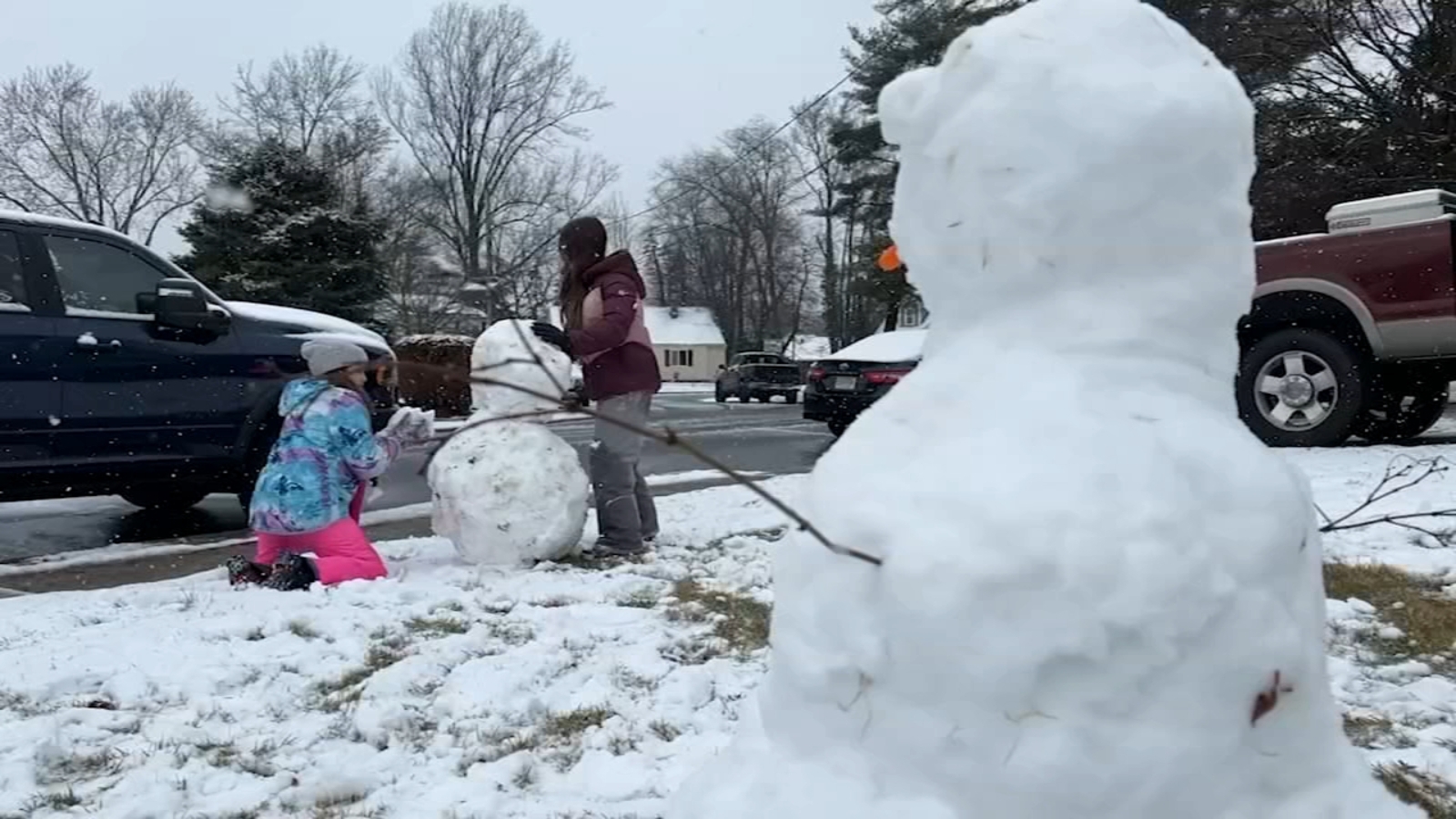 Winter storm in NJ: Neighbors enjoy snow day in Mercer County, New ...