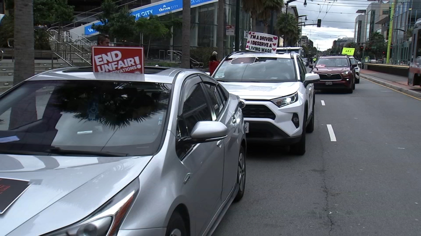 Uber drivers protest unfair wages and deactivations during San Francisco HQ demonstration - Vimarsana News