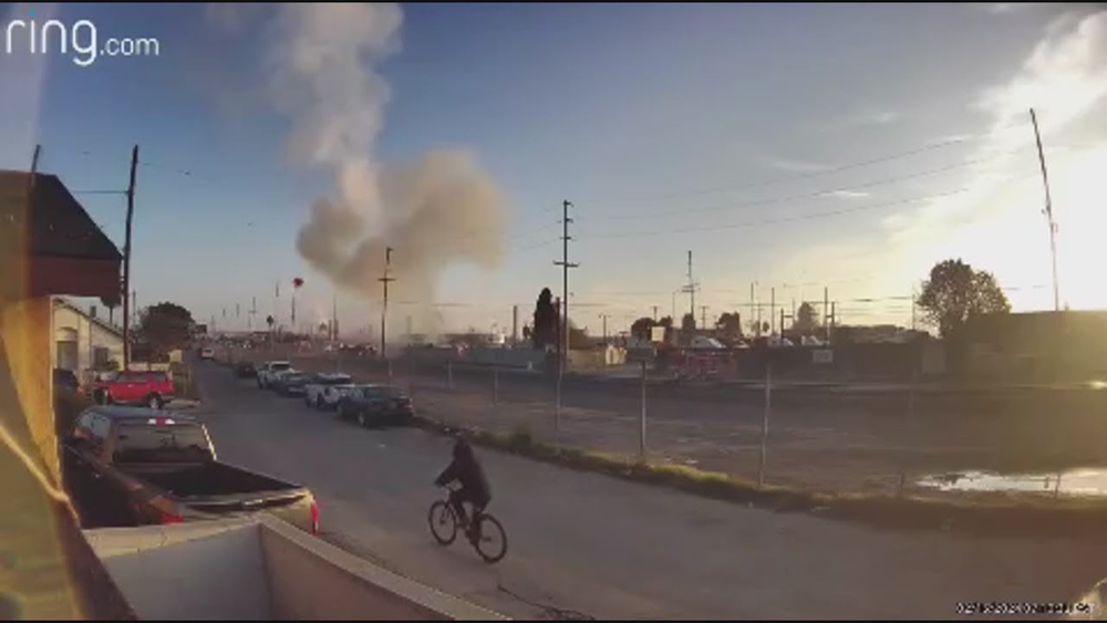 Explosion that injured 7 firefighters in Wilmington is caught on video