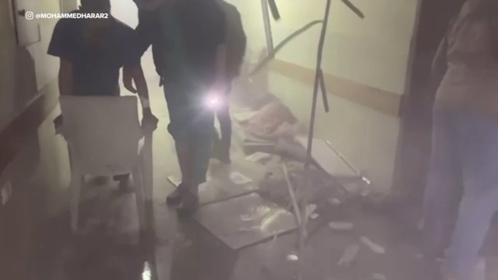 Israeli forces storm the main hospital in southern Gaza, saying hostages were likely held there - Vimarsana News