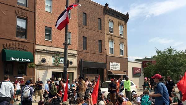 VIDEO: After protest, Philadelphia takes down Mississippi's flag
