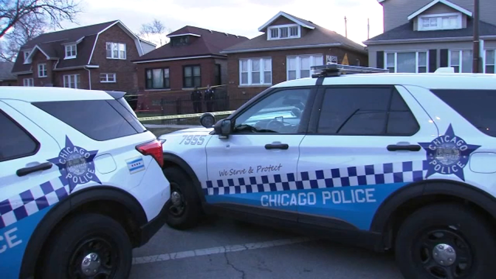 Woman found stabbed to death, man fatally shot in South Side home, Chicago police say - Vimarsana News