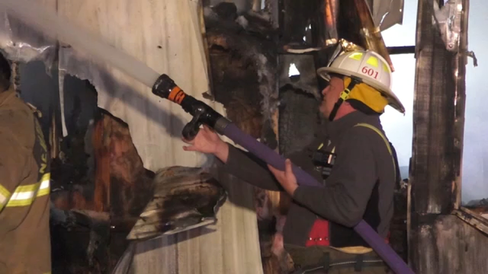Sampson County death: Man dies while trapped in burning mobile home; arson, homicide suspected - Vimarsana News