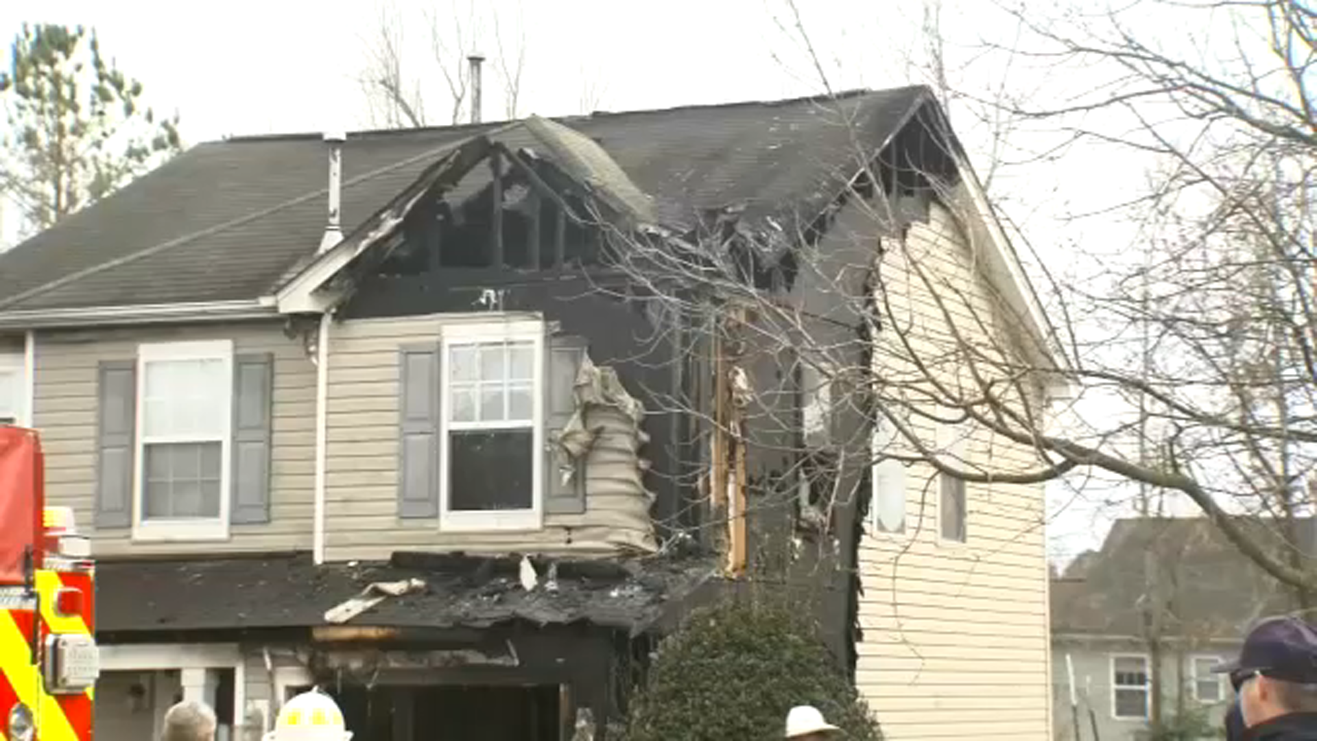3 adults, 3 children displaced by house fire in Raleigh