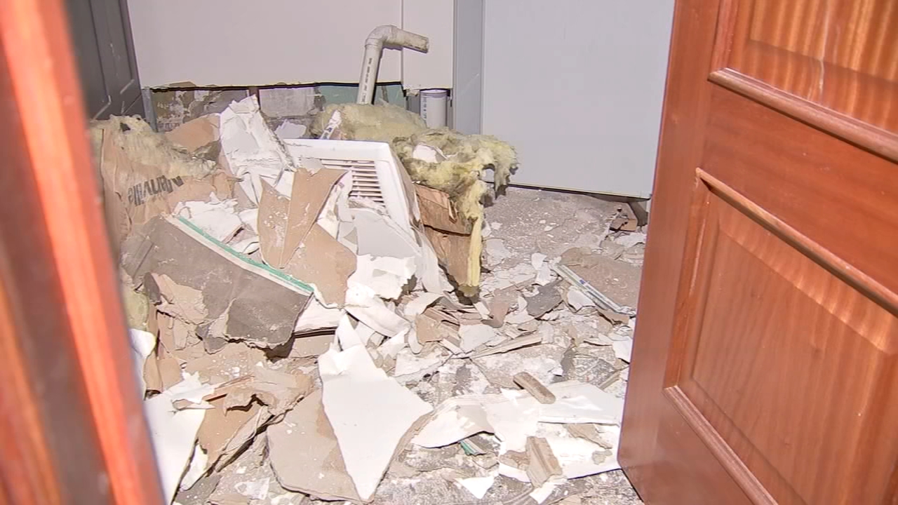 Flood damage forces students, staff out of Germantown school building