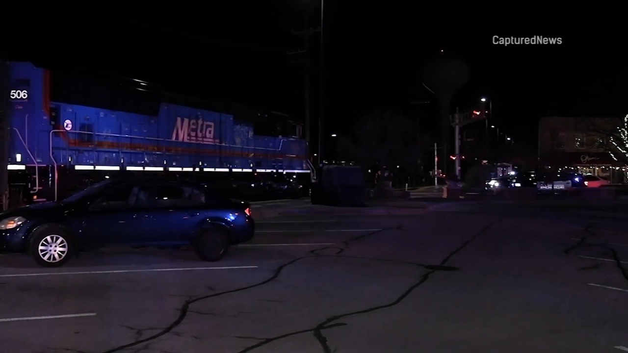 Train hits woman running across tracks in Northbrook: Metra