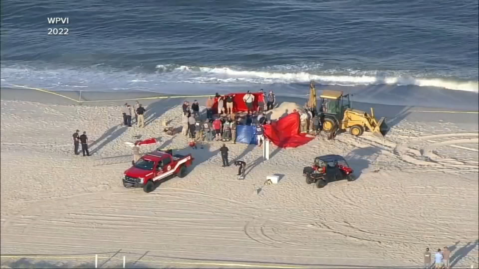 Child dies in sand hole, another hospitalized after siblings fall into 6-foot-deep pit on beach near Fort Lauderdale, Florida - Vimarsana News