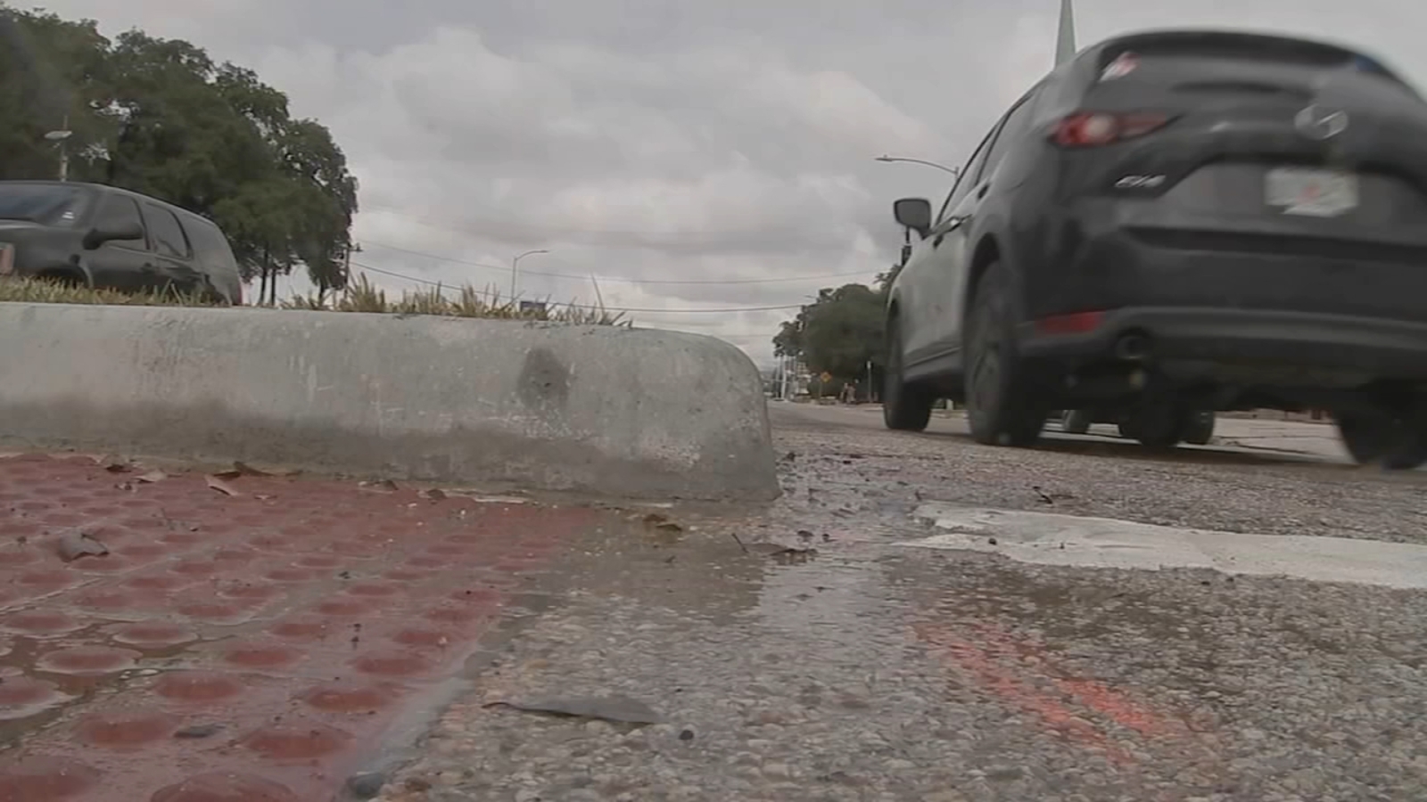 Houston Avenue construction: New data reveals taxpayers will pay estimated $730,000 to remove safety barriers along busy road - Vimarsana News