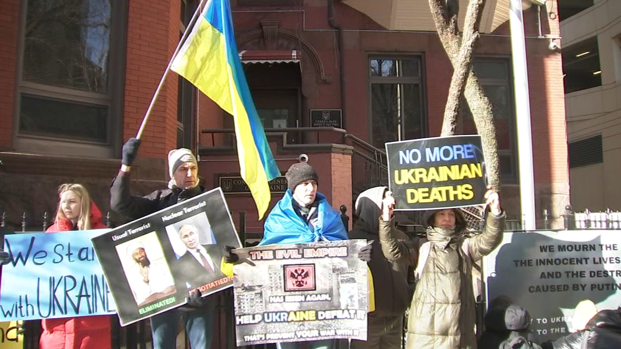 Downtown demonstrators call on US to continue to support Ukraine