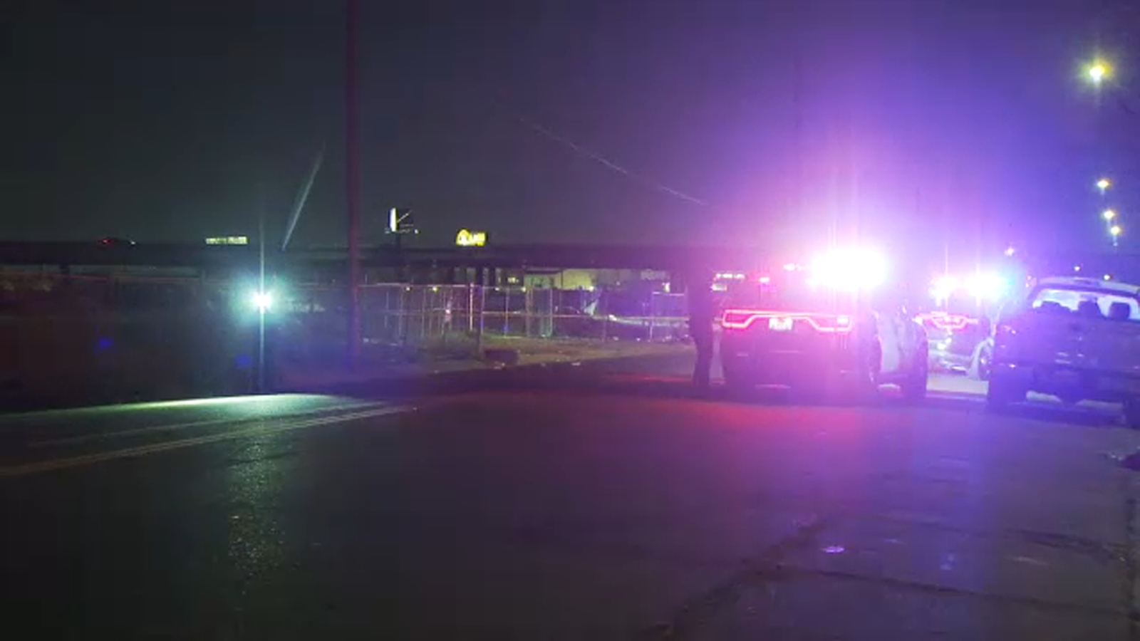 Man hospitalized after stabbing in downtown Fresno, authorities say