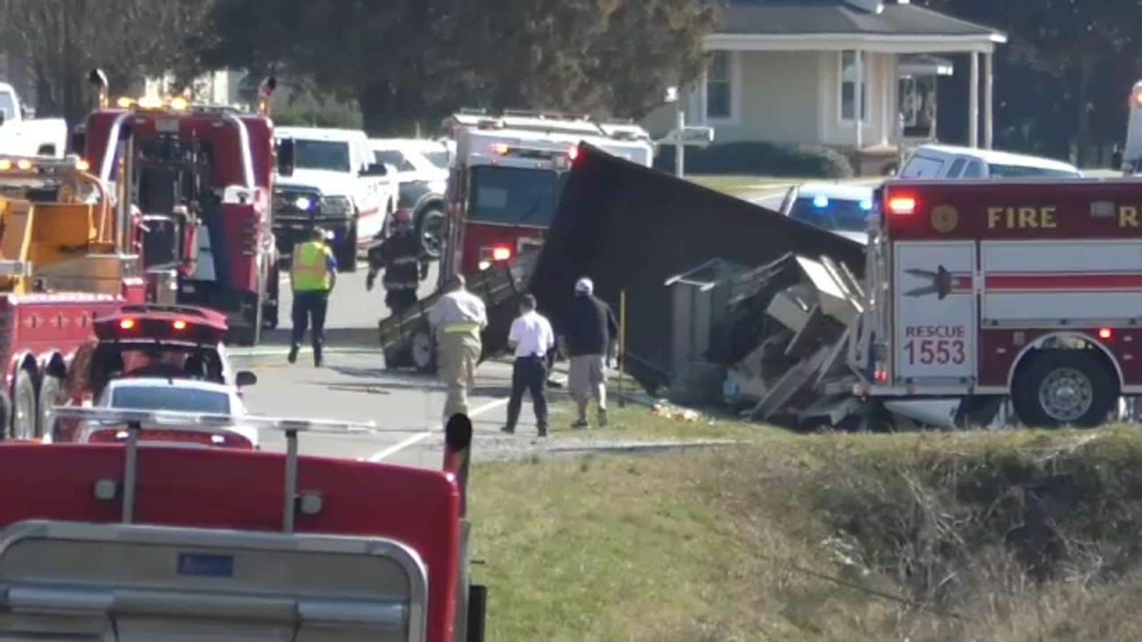 At least 2 dead in Sampson County crash involving SUV, dump truck ...