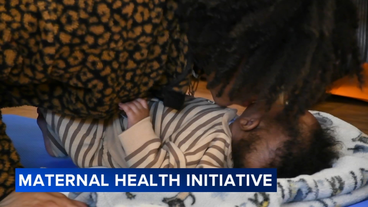 1st Black-owned birthing center to open on Chicago's South Side