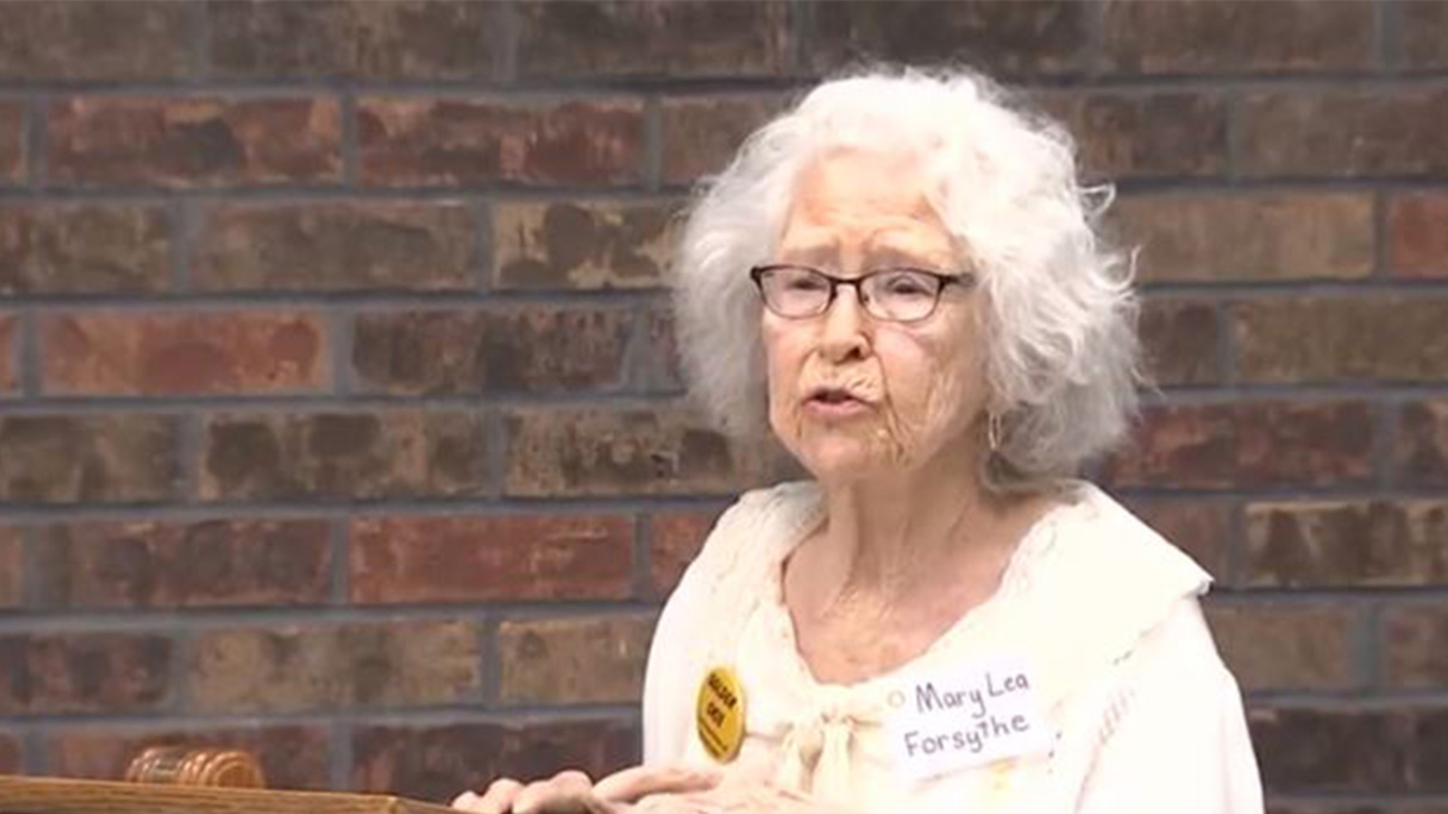 Woman born on Leap Day celebrates turning 100 as her 25th birthday approaches - Vimarsana News