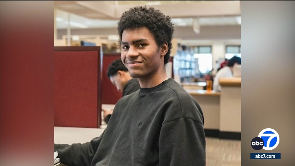 CSULB student earns $5,000 Disney UNCF scholarship