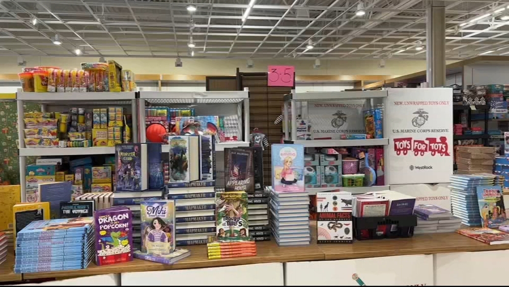 NJ woman giving out more than 5,000 books to help educators 