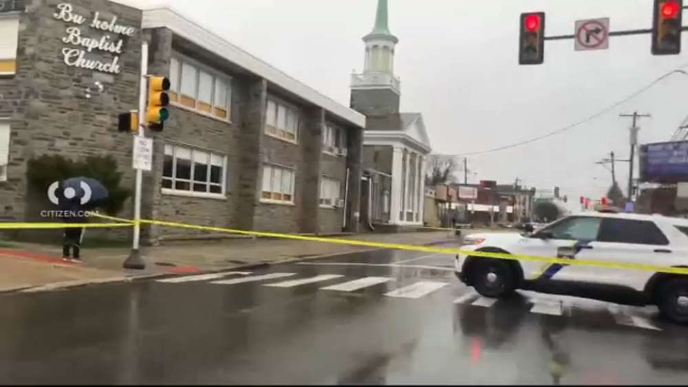 8 shot at SEPTA bus stop; police searching for multiple gunmen 