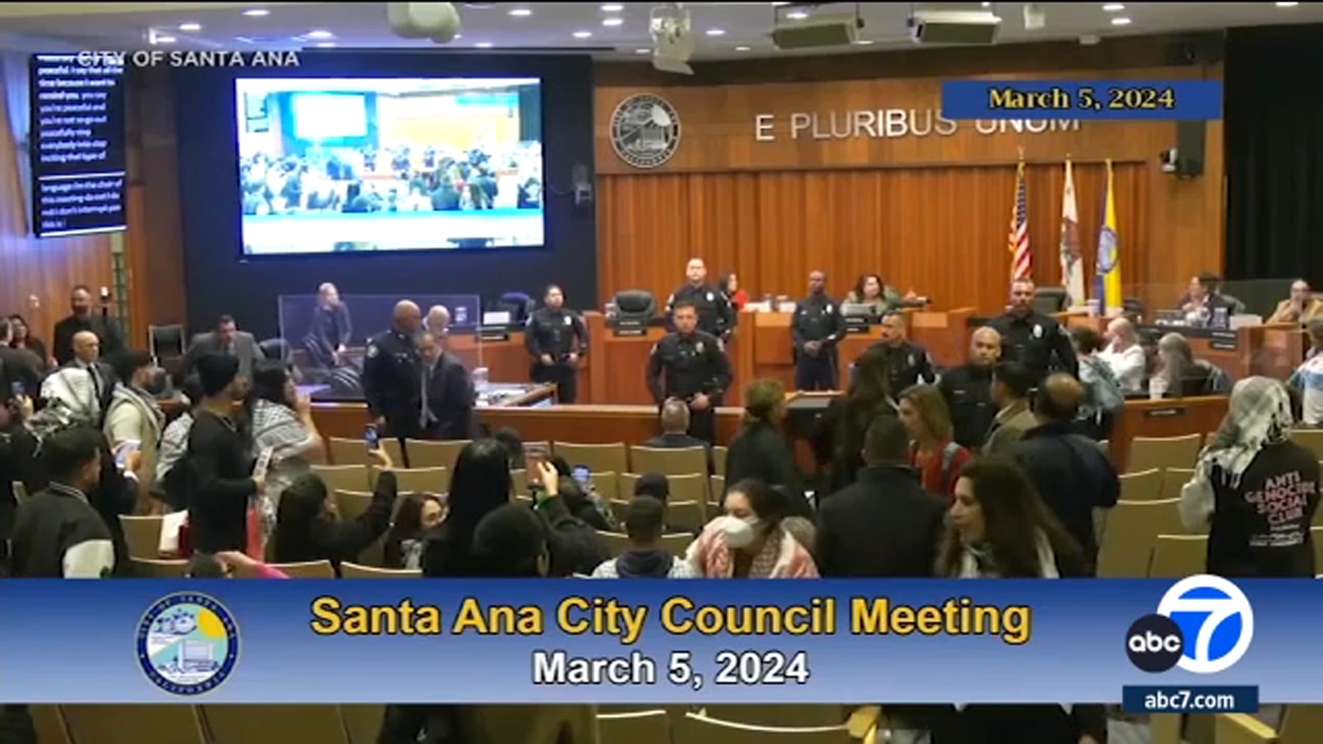 Santa Ana council votes to approve call for ceasefire in Gaza
