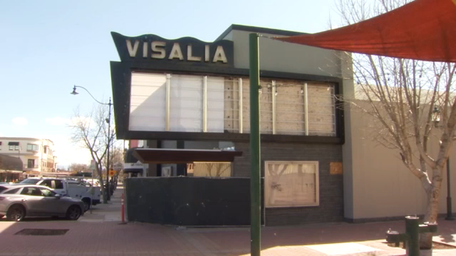 Visalia's first indoor golf club keeping nostalgia of Main Street Theater