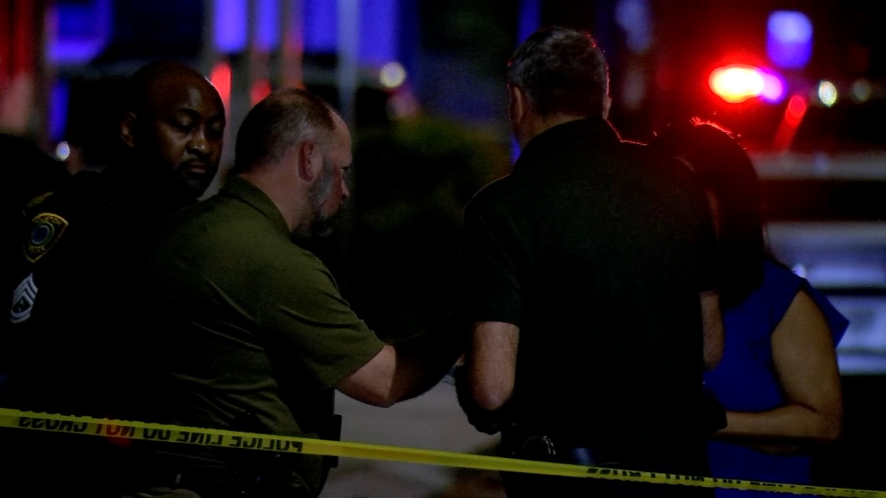 2-year-old boy shot during drive-by shooting while playing in yard near Fourth Ward, HPD says