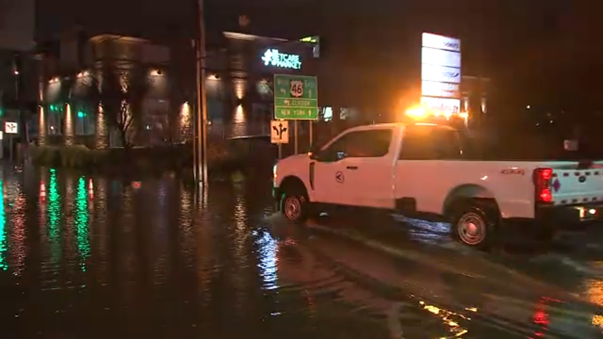 New Jersey residents dealing with flooding following heavy rain - Vimarsana News