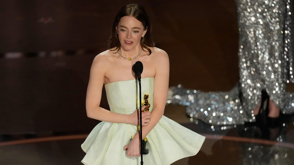 Emma Stone wins Academy Award for Best Actress