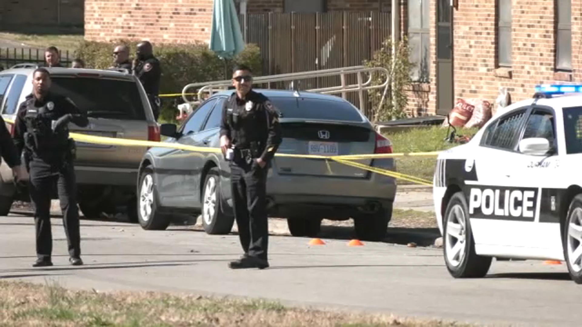 2 young people shot at Durham apartment complex