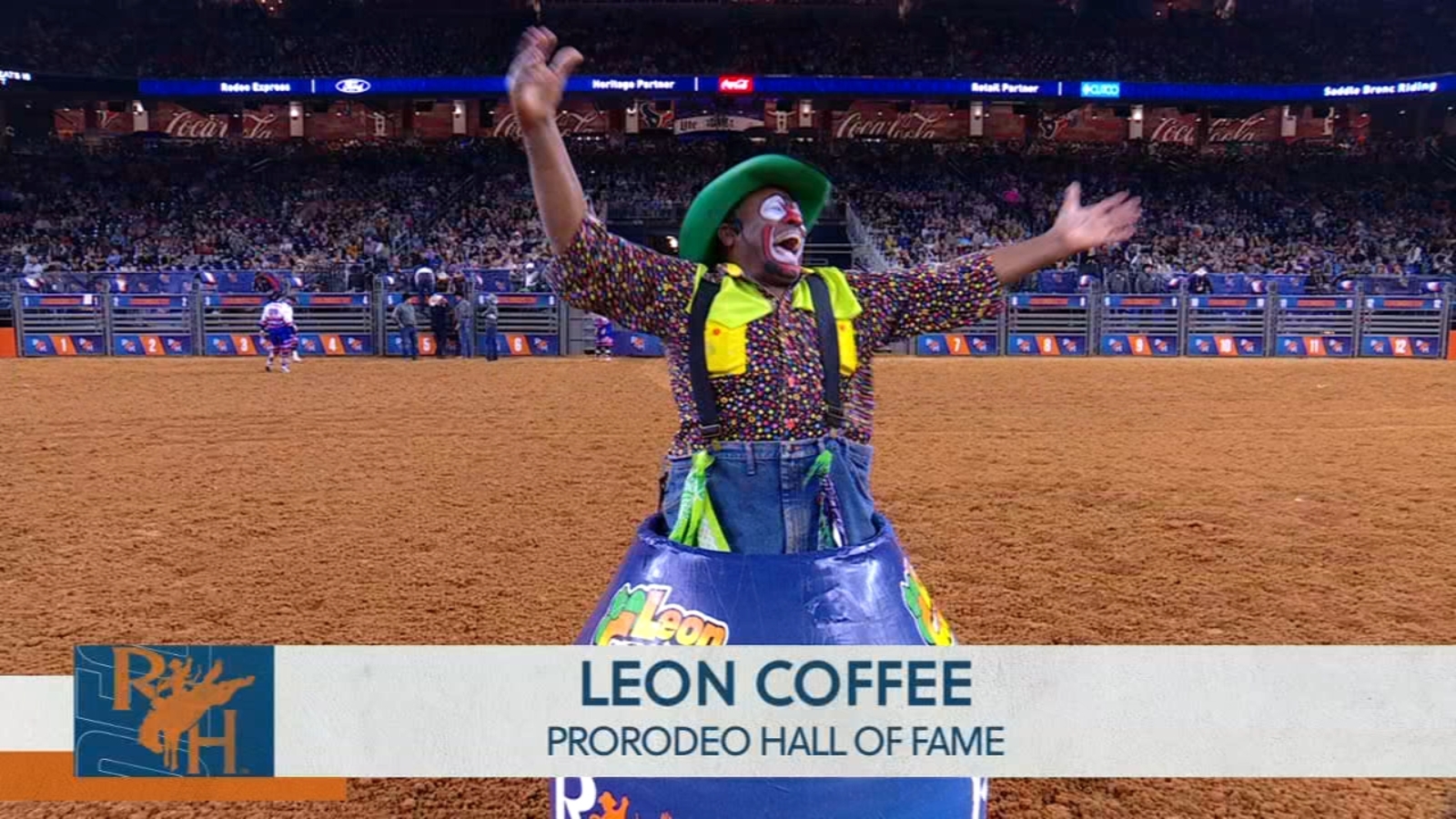 Leon Coffee, legendary bullfighter and clown set to retire at the end of Houston Livestock Show