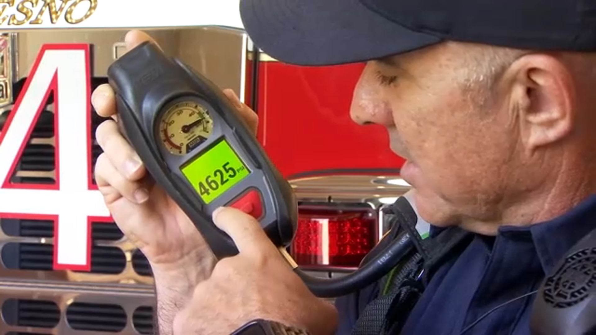 New thermal imaging cameras helped Fresno firefighters rescue 2 people from house fire - Vimarsana News