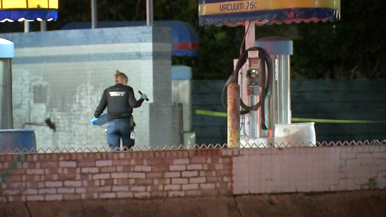Houston police looking for suspect who allegedly stabbed man to death near Sharpstown-area car wash on Harwin Drive - Vimarsana News