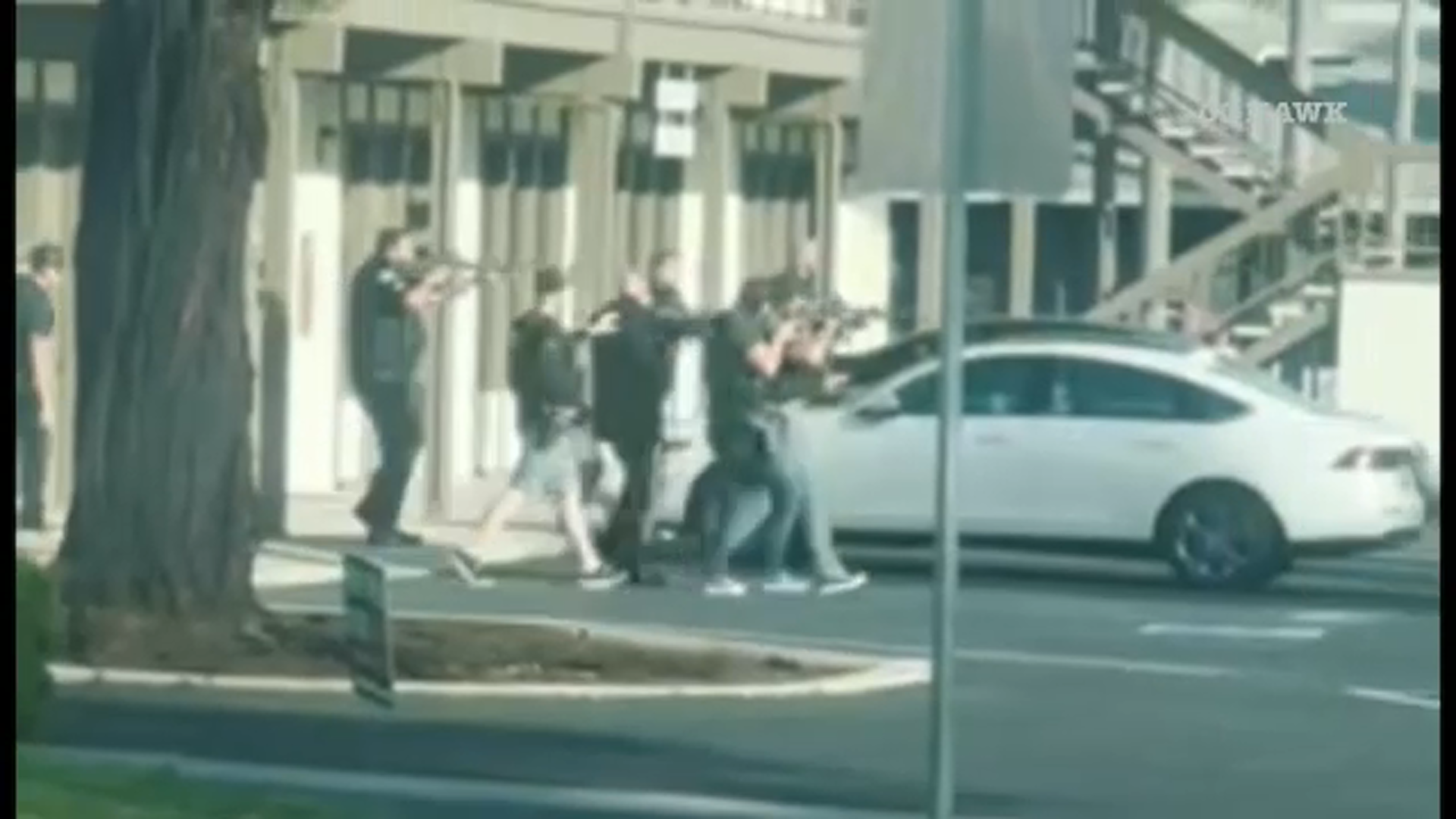 Policía de Fullerton dispara y mata a un sospechoso de robar un banco