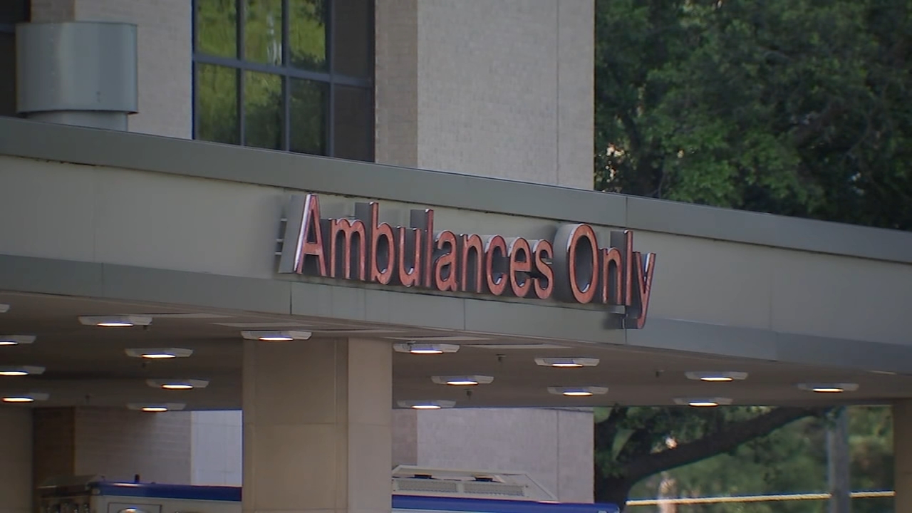 Unidentified teen dies after he was left at hospital, sheriff says