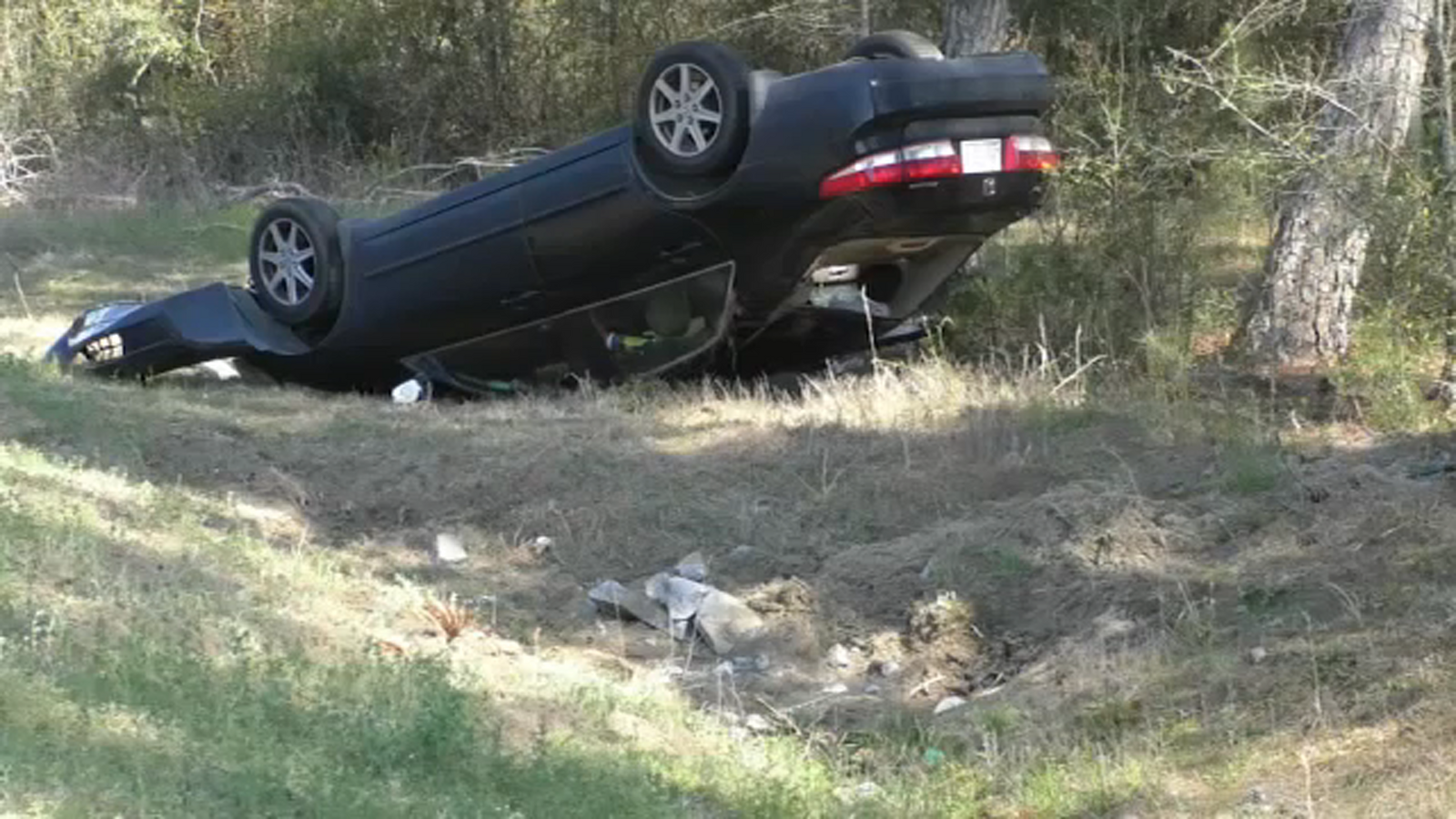 NC Highway 24 crash | 1 person injured in rollover crash in Cumberland ...